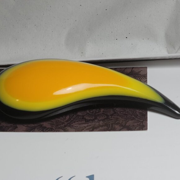 Lucite Sandwich Brooch Pin Deco Design as Modernistic with Impressionistic - Picture 2 of 5